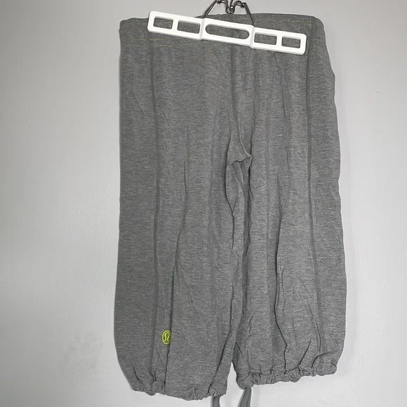 Lululemon Capris - Picture 3 of 5